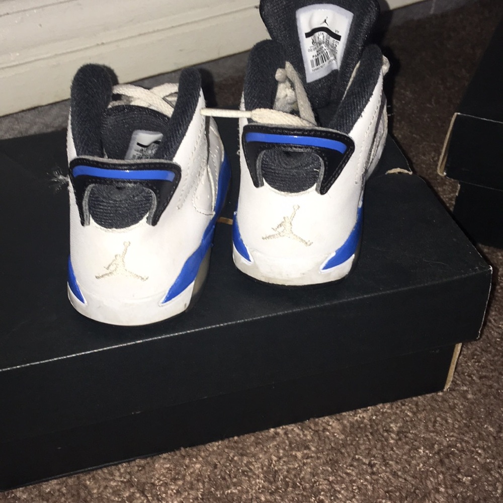 Jordan - Picture 2 of 2